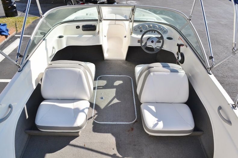 Thumbnail 9 for Used 2009 Bayliner 175 BR boat for sale in Vero Beach, FL