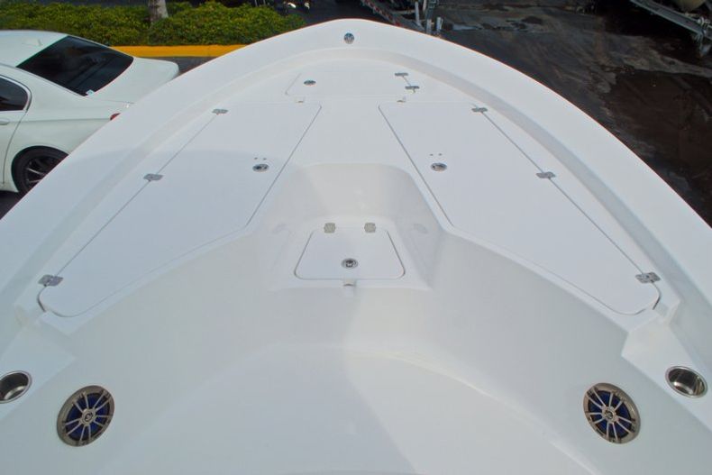 Thumbnail 53 for New 2015 Sportsman Masters 247 Bay Boat boat for sale in West Palm Beach, FL
