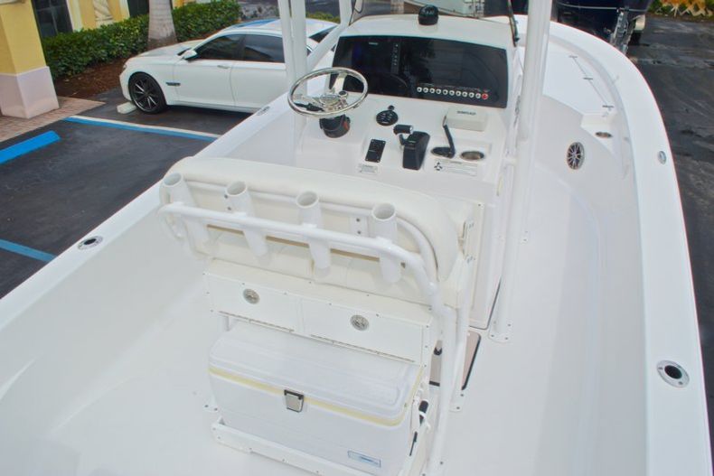 Thumbnail 14 for New 2015 Sportsman Masters 247 Bay Boat boat for sale in West Palm Beach, FL