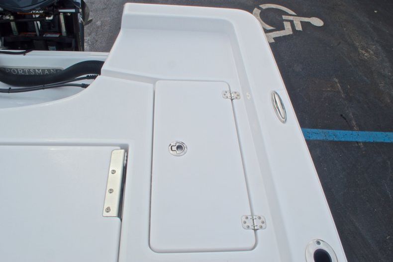Thumbnail 22 for New 2015 Sportsman Masters 247 Bay Boat boat for sale in West Palm Beach, FL
