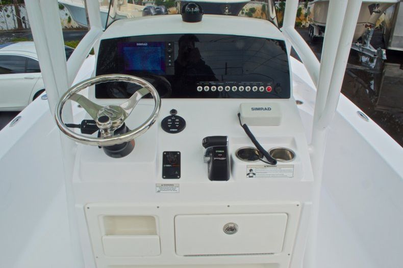 Thumbnail 30 for New 2015 Sportsman Masters 247 Bay Boat boat for sale in West Palm Beach, FL