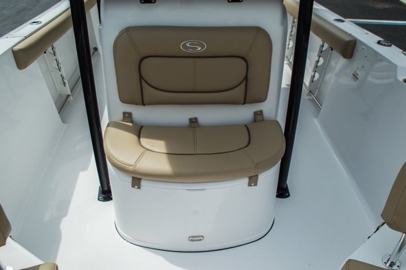 Thumbnail 18 for New 2016 Sportsman Open 232 Center Console boat for sale in Miami, FL