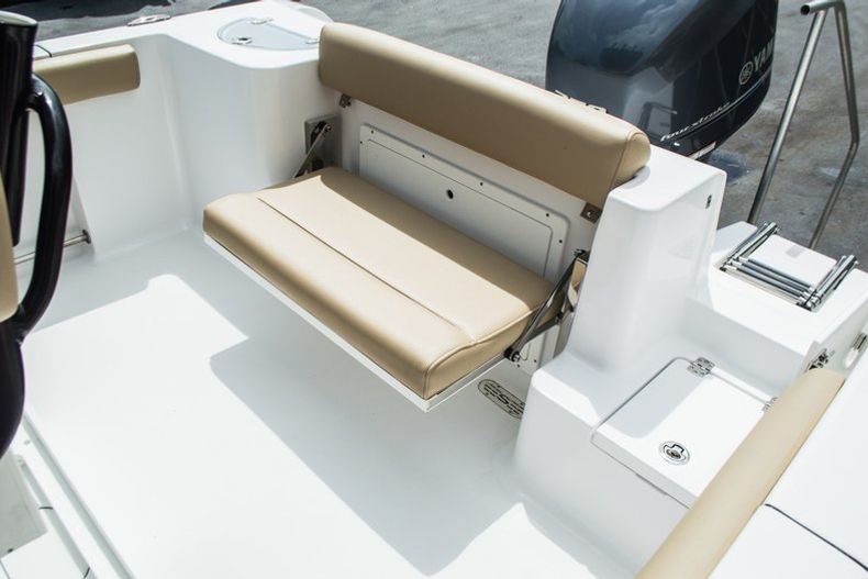 Thumbnail 30 for New 2016 Sportsman Open 232 Center Console boat for sale in Miami, FL
