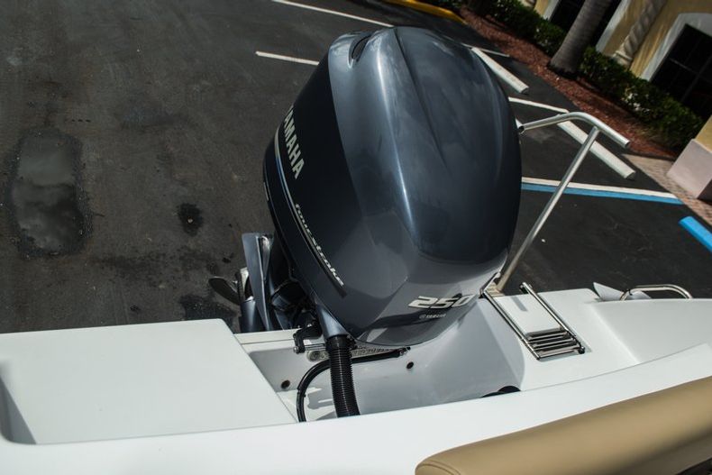 Thumbnail 32 for New 2016 Sportsman Open 232 Center Console boat for sale in Miami, FL