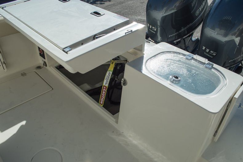 Thumbnail 17 for New 2015 Cobia 237 Center Console boat for sale in West Palm Beach, FL