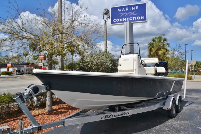 Thumbnail 1 for New 2018 Pathfinder 2200 Tournament Edition boat for sale in Vero Beach, FL