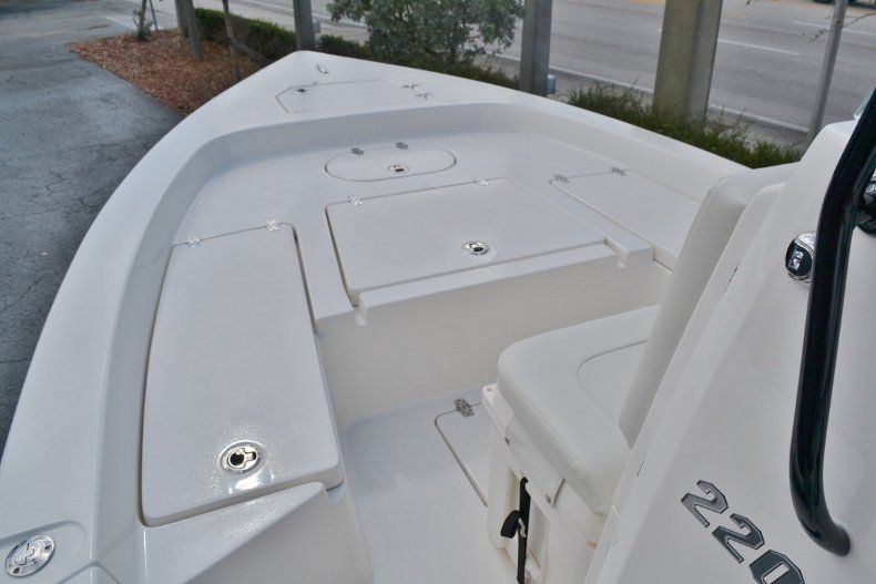 Thumbnail 10 for New 2018 Pathfinder 2200 Tournament Edition boat for sale in Vero Beach, FL