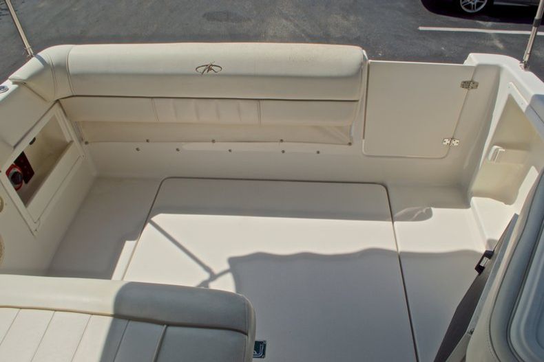 Thumbnail 13 for Used 2002 Monterey 262 Cruiser boat for sale in West Palm Beach, FL