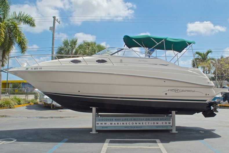 Thumbnail 5 for Used 2002 Monterey 262 Cruiser boat for sale in West Palm Beach, FL