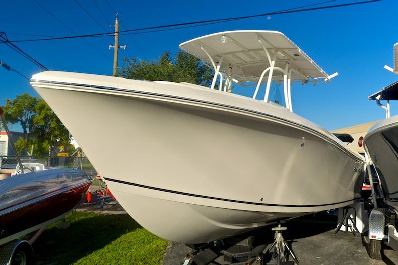 Thumbnail 2 for New 2014 Sailfish 240 CC Center Console boat for sale in Miami, FL