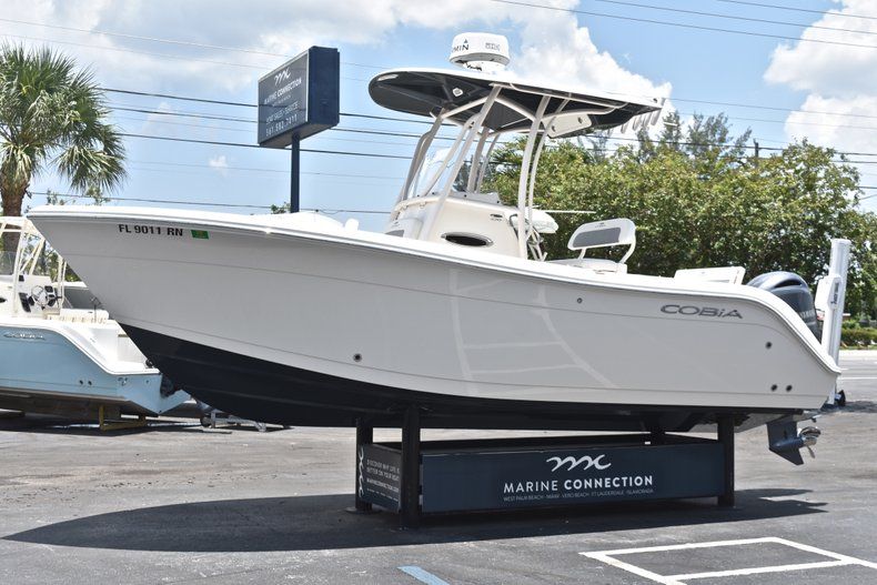 Thumbnail 4 for Used 2018 Cobia 220 Center Console boat for sale in West Palm Beach, FL