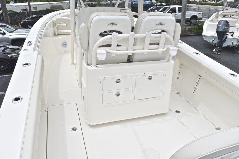 Thumbnail 9 for New 2018 Cobia 277 Center Console boat for sale in Fort Lauderdale, FL