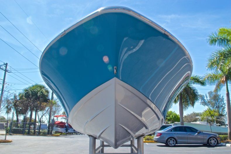 Thumbnail 3 for New 2016 Sportsman Masters 247 Bay Boat boat for sale in West Palm Beach, FL