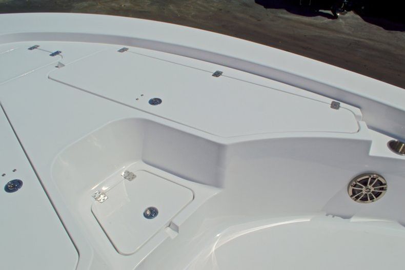 Thumbnail 47 for New 2016 Sportsman Masters 247 Bay Boat boat for sale in West Palm Beach, FL