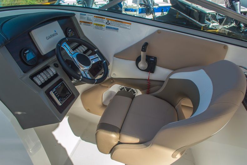 Thumbnail 41 for New 2016 Hurricane SunDeck SD 2690 OB boat for sale in West Palm Beach, FL