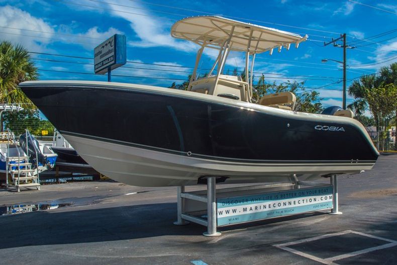 Thumbnail 4 for New 2016 Cobia 217 Center Console boat for sale in West Palm Beach, FL