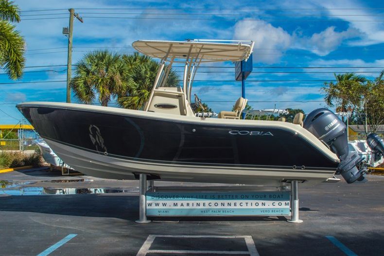 Thumbnail 5 for New 2016 Cobia 217 Center Console boat for sale in West Palm Beach, FL