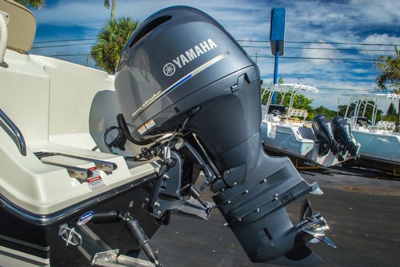Thumbnail 12 for New 2016 Cobia 217 Center Console boat for sale in West Palm Beach, FL