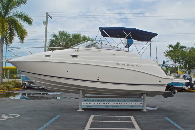 Thumbnail 4 for Used 2005 Regal 2665 Commodore boat for sale in West Palm Beach, FL