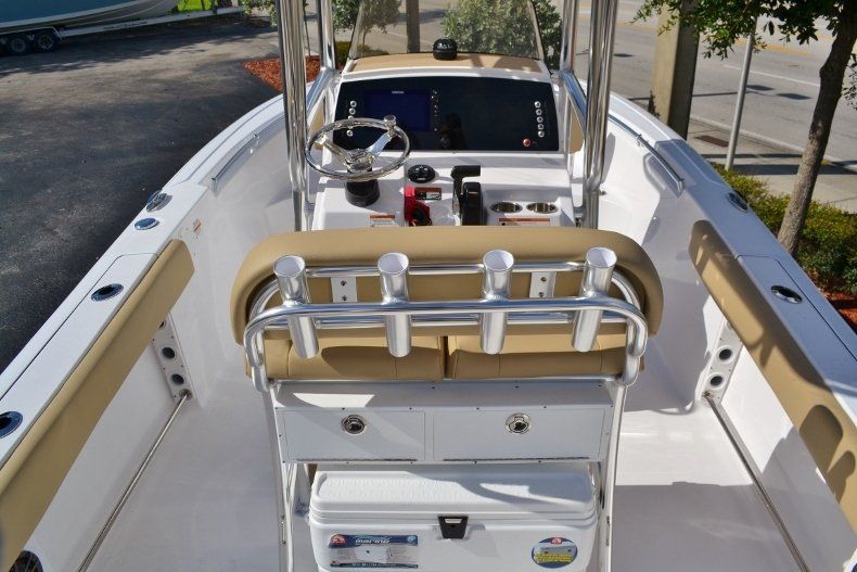 Thumbnail 7 for New 2017 Sportsman Open 212 Center Console boat for sale in West Palm Beach, FL