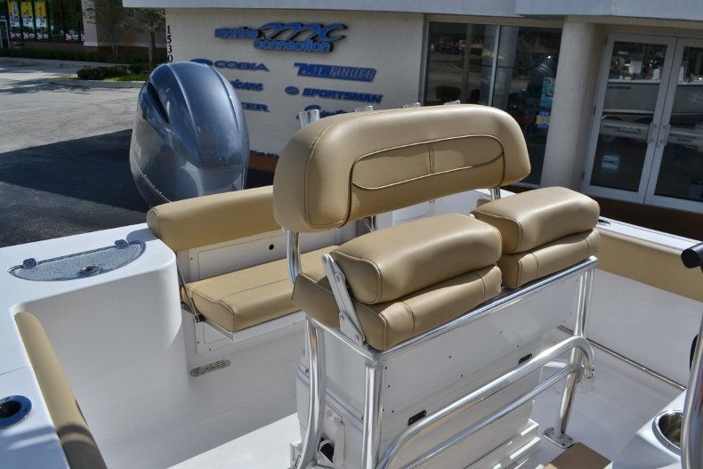 Thumbnail 14 for New 2017 Sportsman Open 212 Center Console boat for sale in West Palm Beach, FL