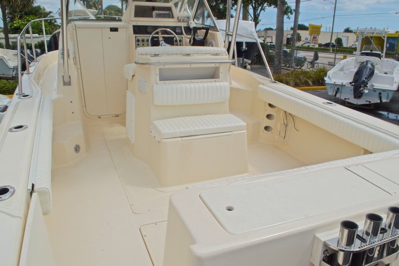 Thumbnail 15 for Used 2005 Key West 2300 WA Walkaround boat for sale in West Palm Beach, FL