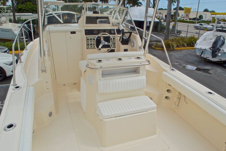 Thumbnail 16 for Used 2005 Key West 2300 WA Walkaround boat for sale in West Palm Beach, FL