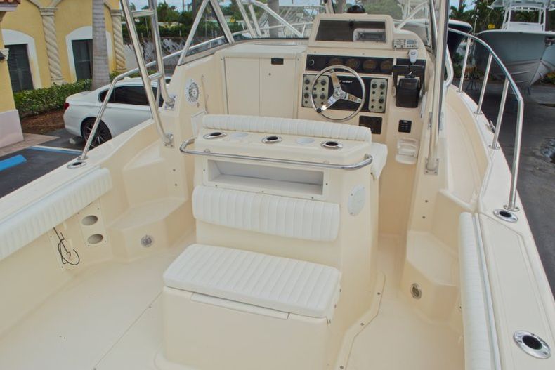 Thumbnail 26 for Used 2005 Key West 2300 WA Walkaround boat for sale in West Palm Beach, FL