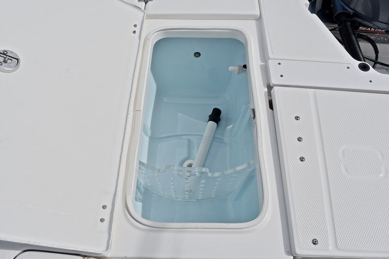 Thumbnail 18 for Used 2015 Robalo 246 Cayman boat for sale in West Palm Beach, FL
