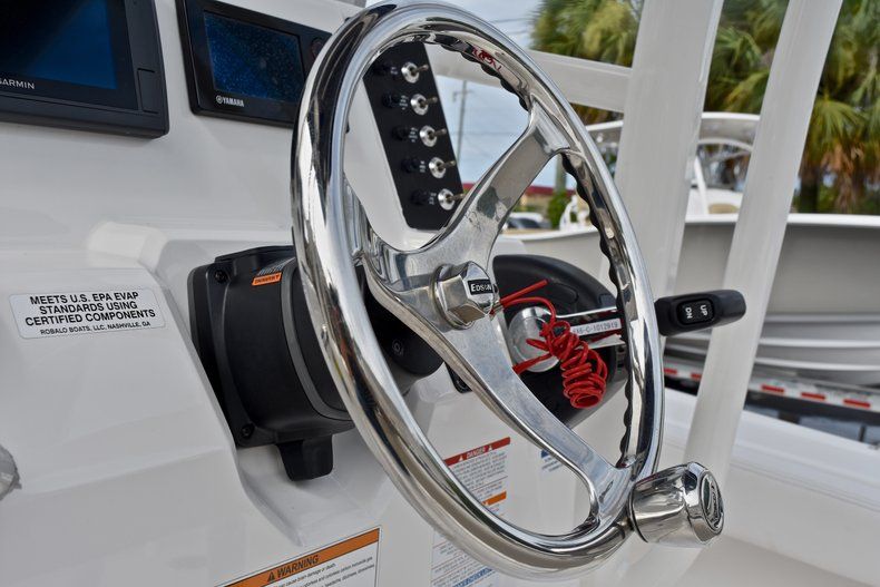 Thumbnail 42 for Used 2015 Robalo 246 Cayman boat for sale in West Palm Beach, FL