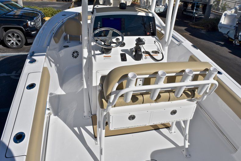 Thumbnail 8 for New 2018 Sportsman Open 212 Center Console boat for sale in West Palm Beach, FL