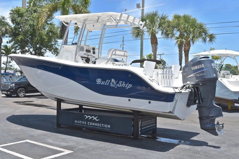 Thumbnail 5 for Used 2011 Sea Fox 256 Center Console boat for sale in West Palm Beach, FL