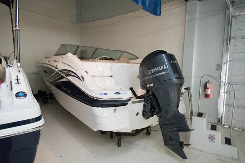 New 2015 Hurricane SunDeck SD 2000 OB boat for sale in Miami, FL