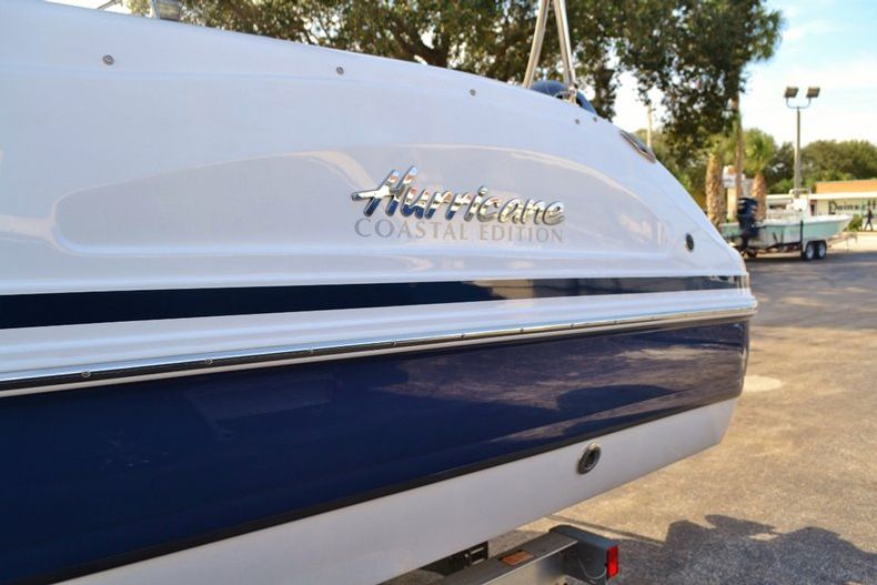 Thumbnail 4 for New 2016 Hurricane Sundeck Sport SS 231 OB boat for sale in Vero Beach, FL