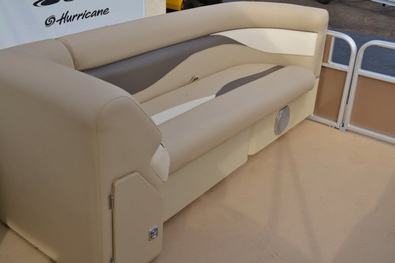 Thumbnail 46 for New 2014 Sweetwater 2286 Cruise 3 Gate boat for sale in Vero Beach, FL