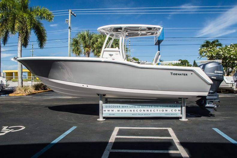 Thumbnail 4 for Used 2015 Tidewater 250 CC Adventure Center Console boat for sale in West Palm Beach, FL