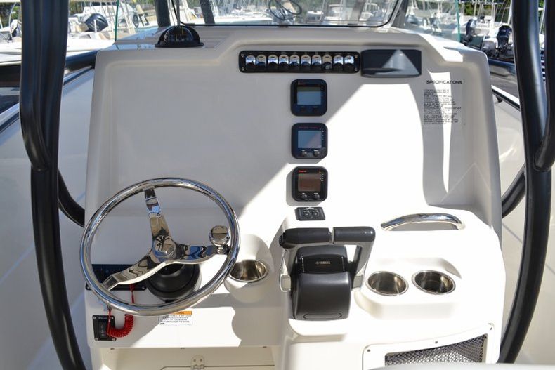 Thumbnail 11 for New 2015 Sailfish 270 CC Center Console boat for sale in West Palm Beach, FL