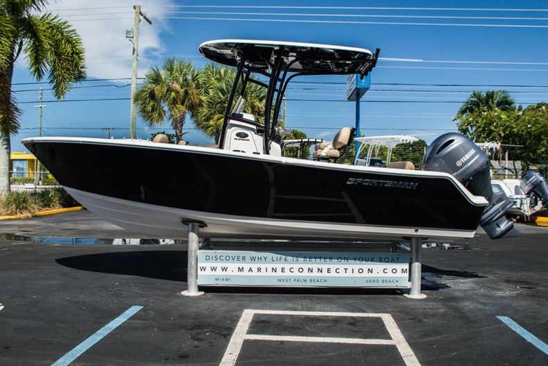 Thumbnail 4 for New 2016 Sportsman Open 212 Center Console boat for sale in West Palm Beach, FL
