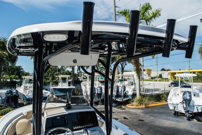 Thumbnail 10 for New 2016 Sportsman Open 212 Center Console boat for sale in West Palm Beach, FL