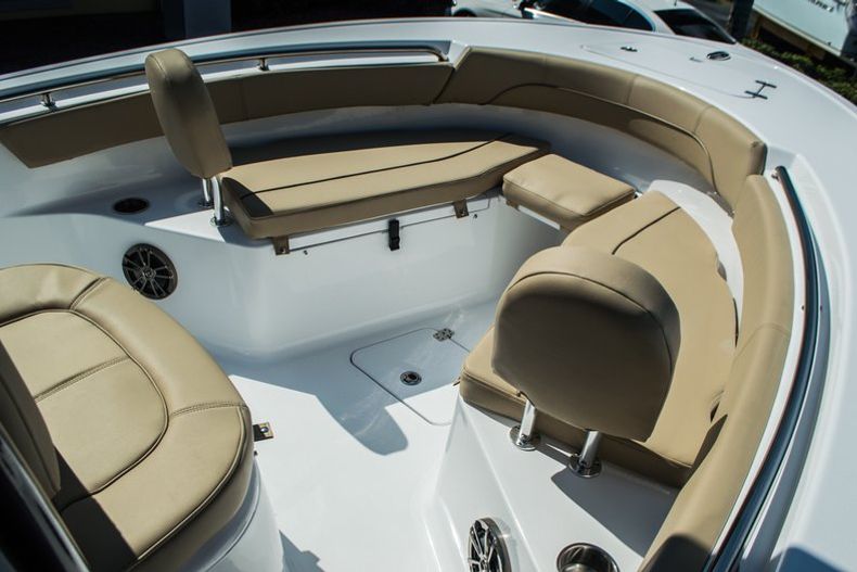 Thumbnail 11 for New 2016 Sportsman Open 212 Center Console boat for sale in West Palm Beach, FL