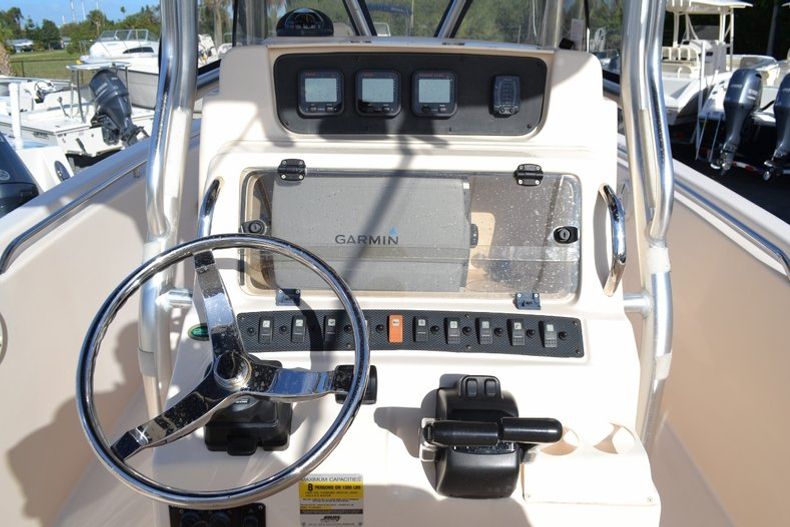 Thumbnail 10 for Used 2007 Grady-White 257 boat for sale in Vero Beach, FL