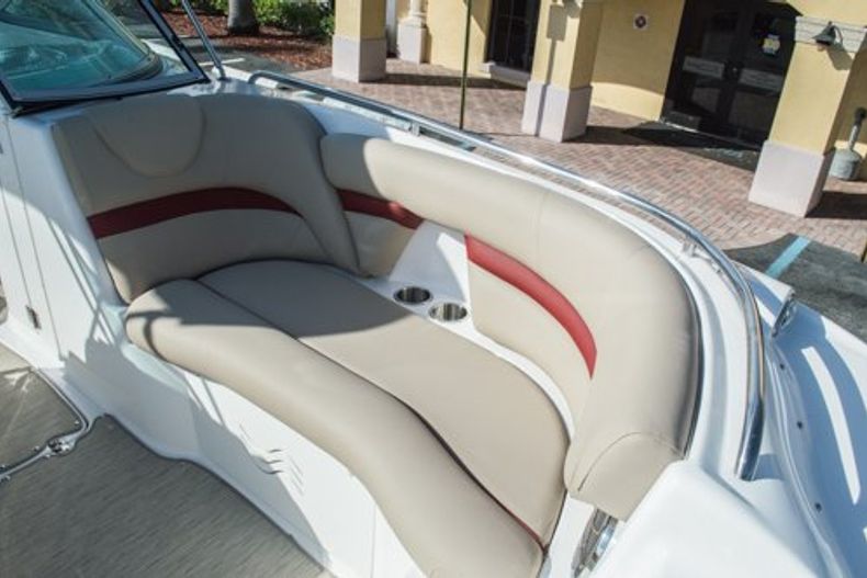 Thumbnail 28 for New 2014 Hurricane SunDeck SD 2200 OB boat for sale in West Palm Beach, FL