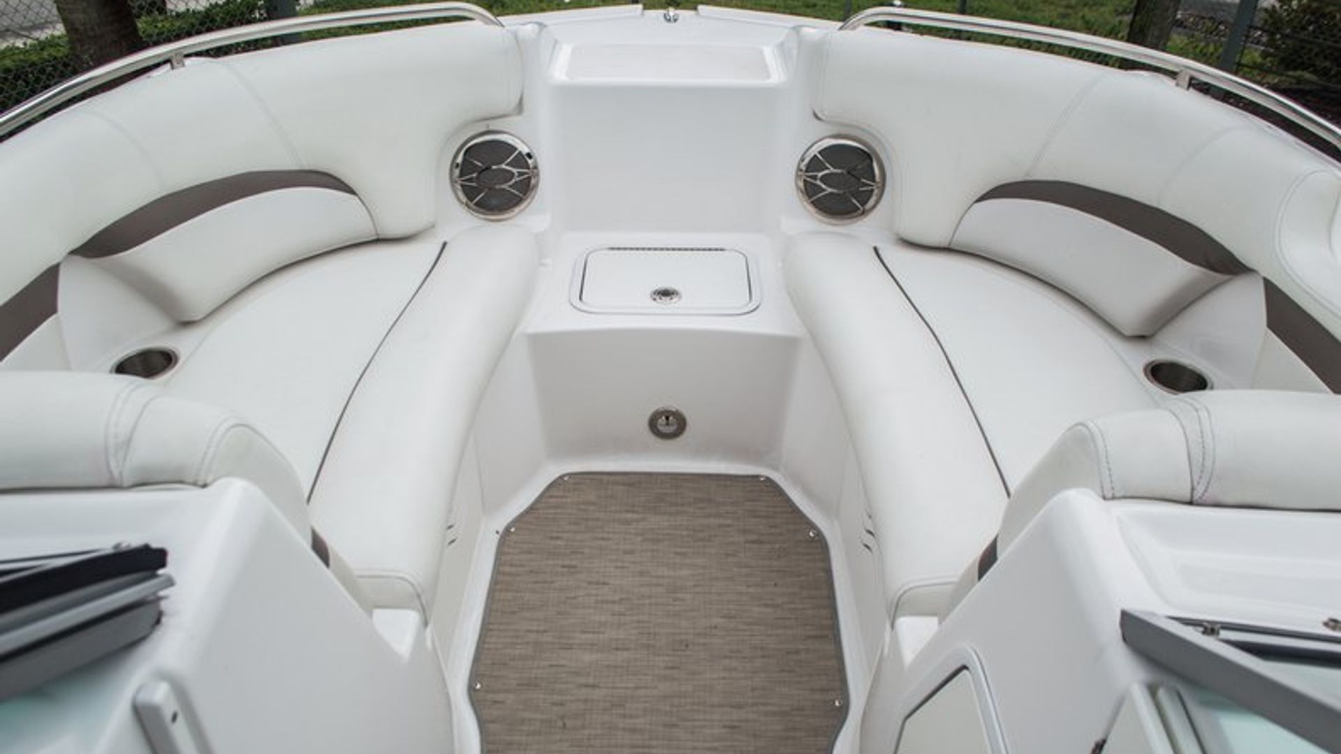 New 2014 Hurricane SunDeck SD 2000 OB #1991 image 6