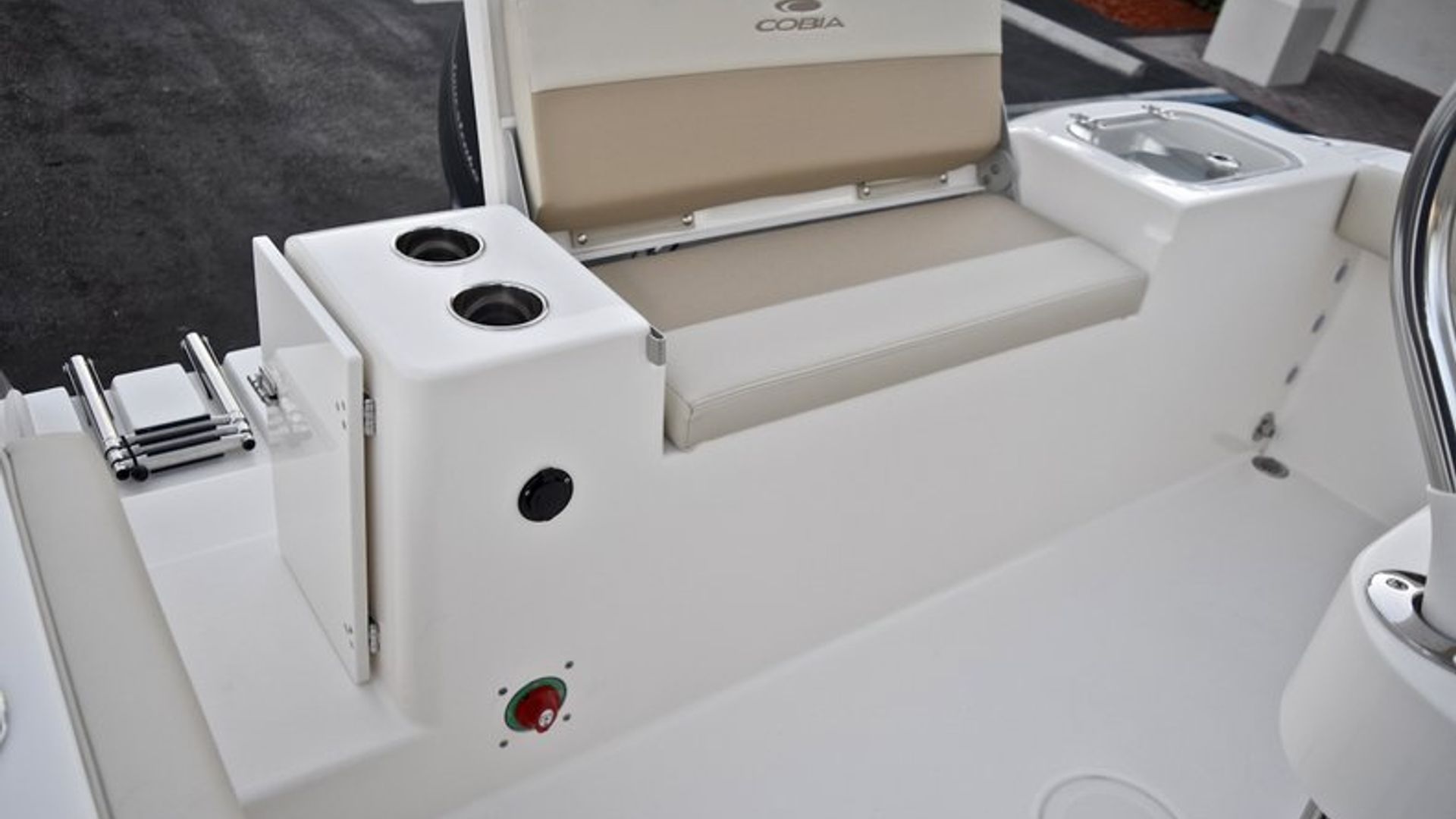 New 2018 Cobia 220 Center Console #X068 image 14