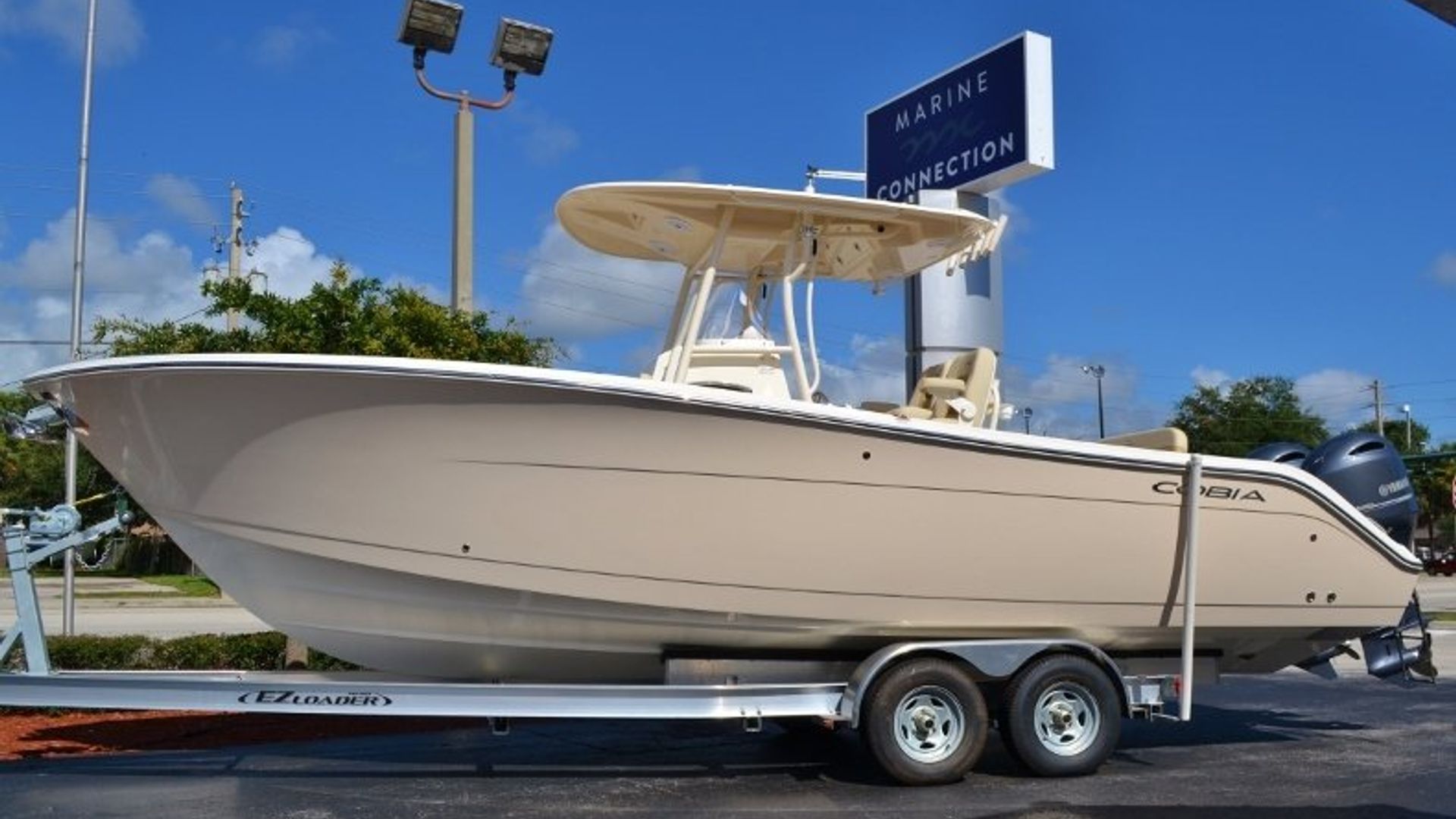 New 2017 Cobia 277 Center Console #W013 image 1