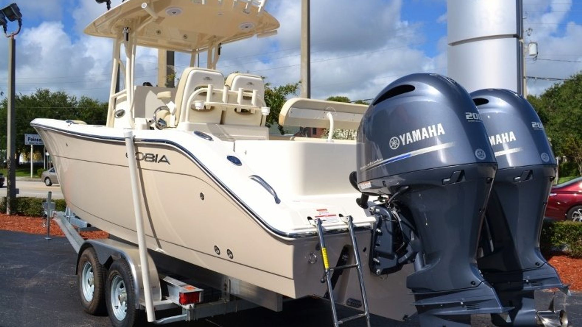 New 2017 Cobia 277 Center Console #W013 image 4