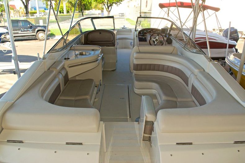 Thumbnail 8 for Used 2002 Regal 2900 LSR Bowrider boat for sale in Miami, FL