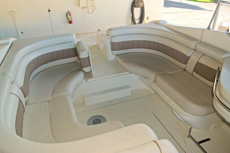 Thumbnail 13 for Used 2002 Regal 2900 LSR Bowrider boat for sale in Miami, FL