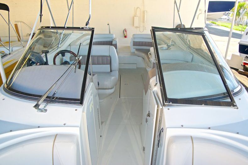 Thumbnail 24 for Used 2002 Regal 2900 LSR Bowrider boat for sale in Miami, FL
