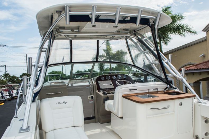 Thumbnail 9 for Used 2008 Sea Ray 290 Amberjack Cruiser boat for sale in West Palm Beach, FL